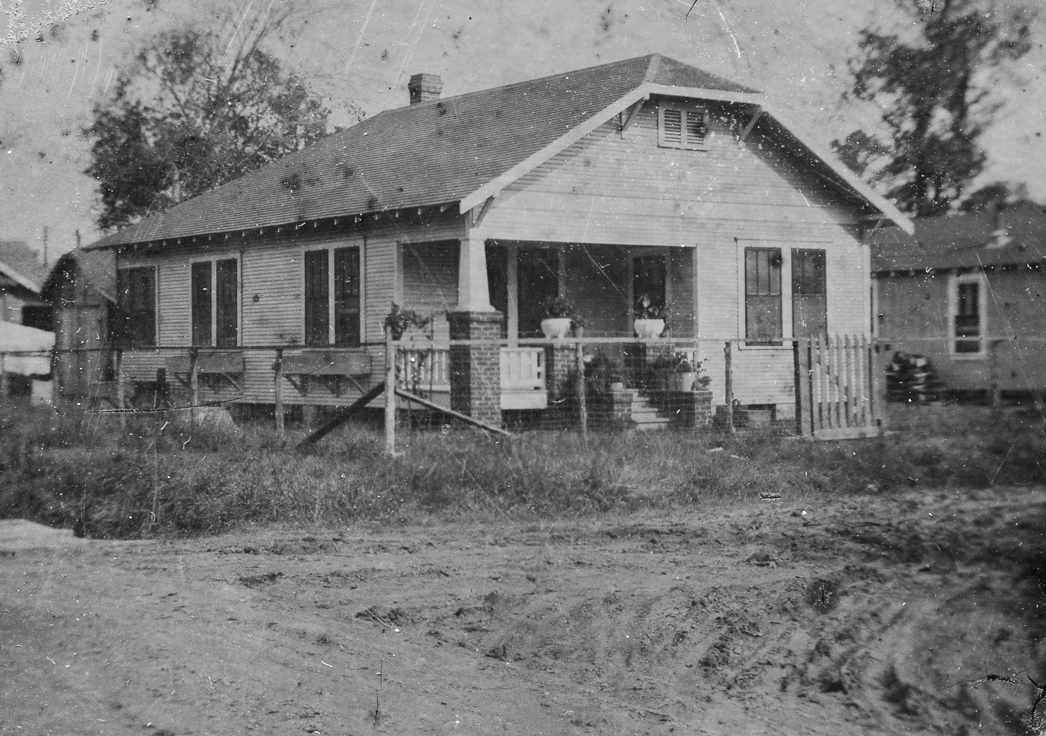 Before restoration of Vintage Photo Of Old House